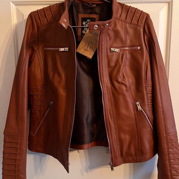 Real Leather Jacket with Removable Hood - Picture 3 of 5